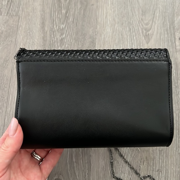 Neiman Marcus bag 🖤 - Picture 7 of 8